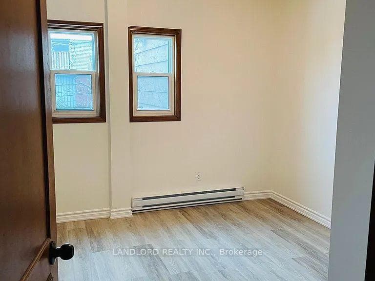 73 Roncesvalles Avenue Unit 2 photo 17
