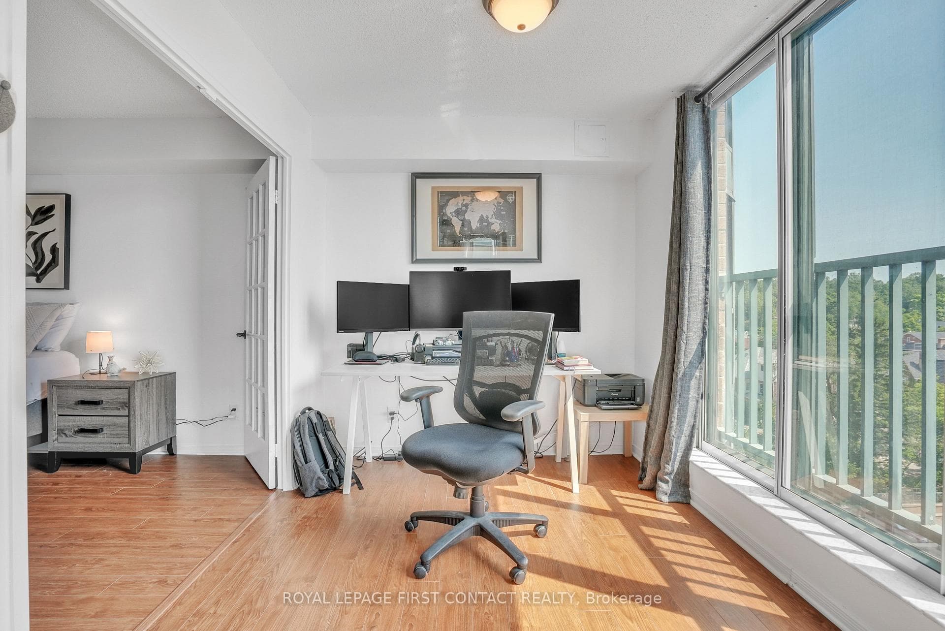 140 Dunlop Street Unit 908 photo 9