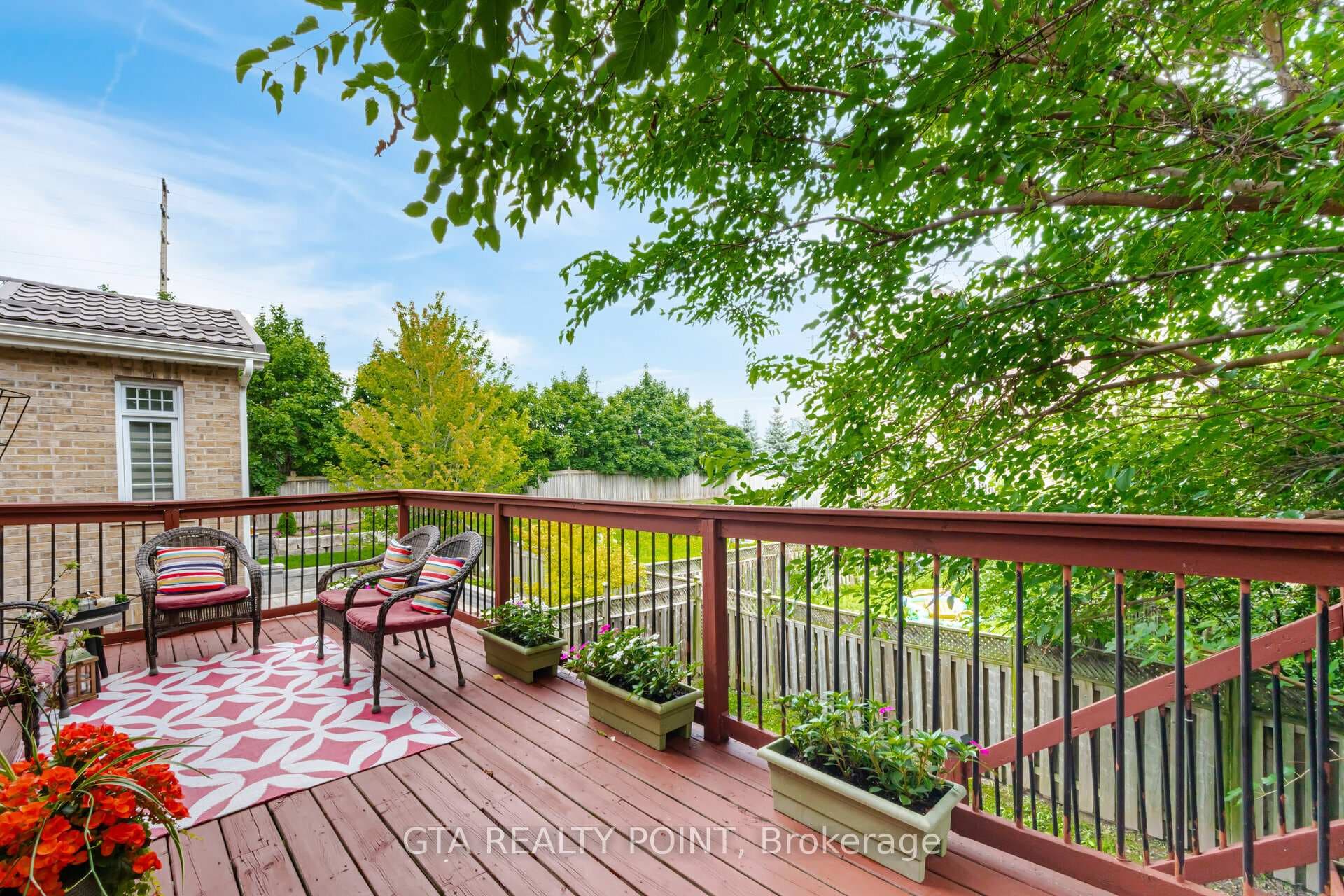 843 Bethany Crescent photo 38