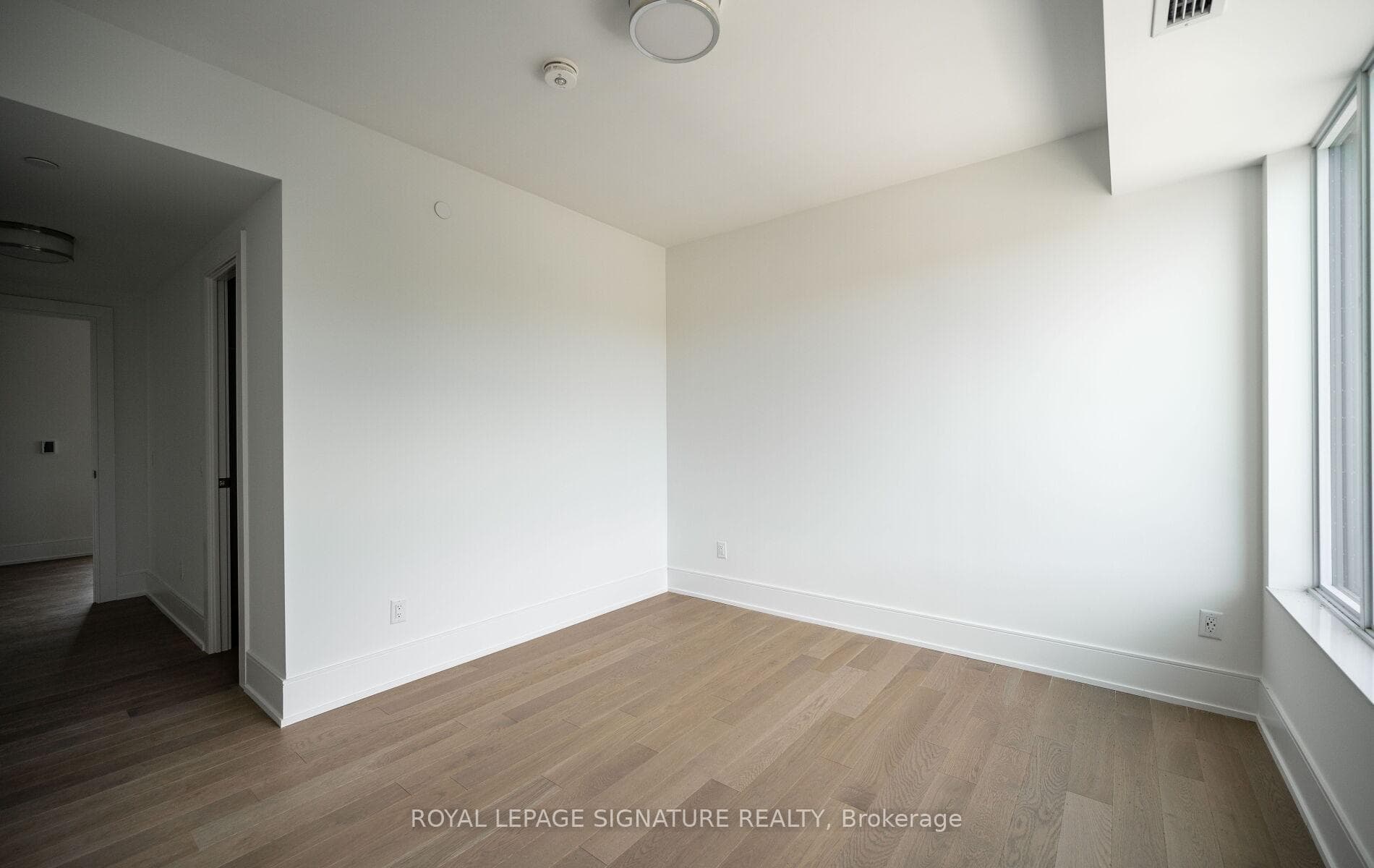 259 The Kingsway N/A Unit 309 photo 29
