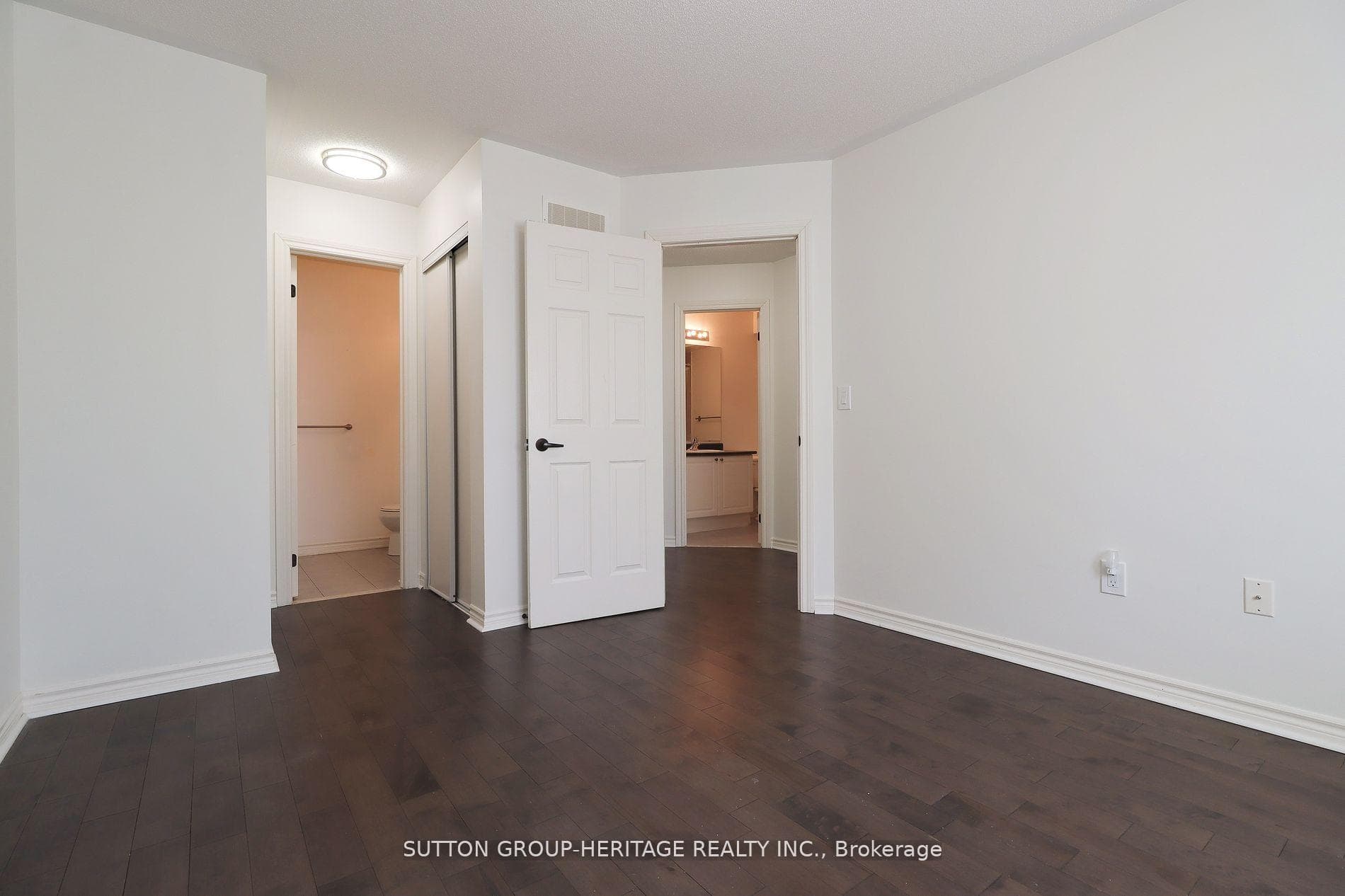 1250 St Martins Drive Unit 112 photo 9