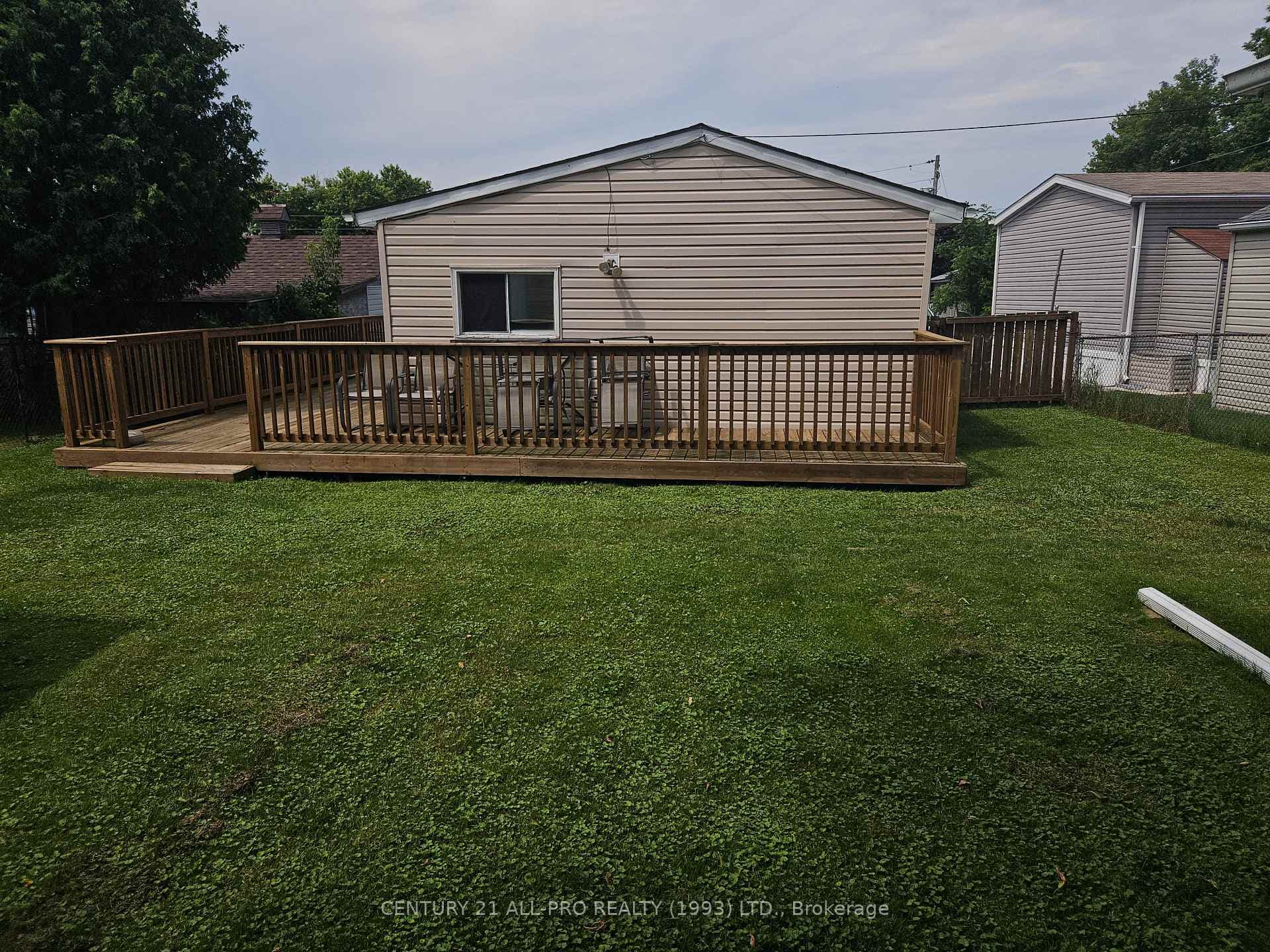 10 BASHER Drive photo 22