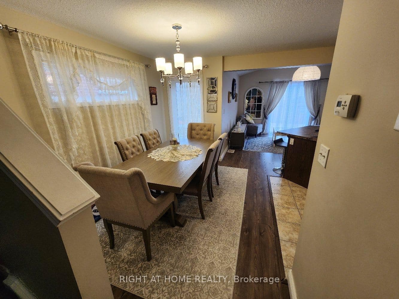 49 curzon Crescent photo 4