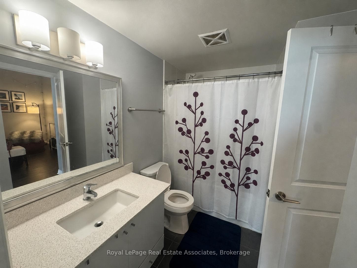 55 Eglinton Avenue Unit 606 photo 8