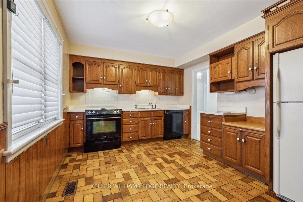 366 Pepper Drive photo 14