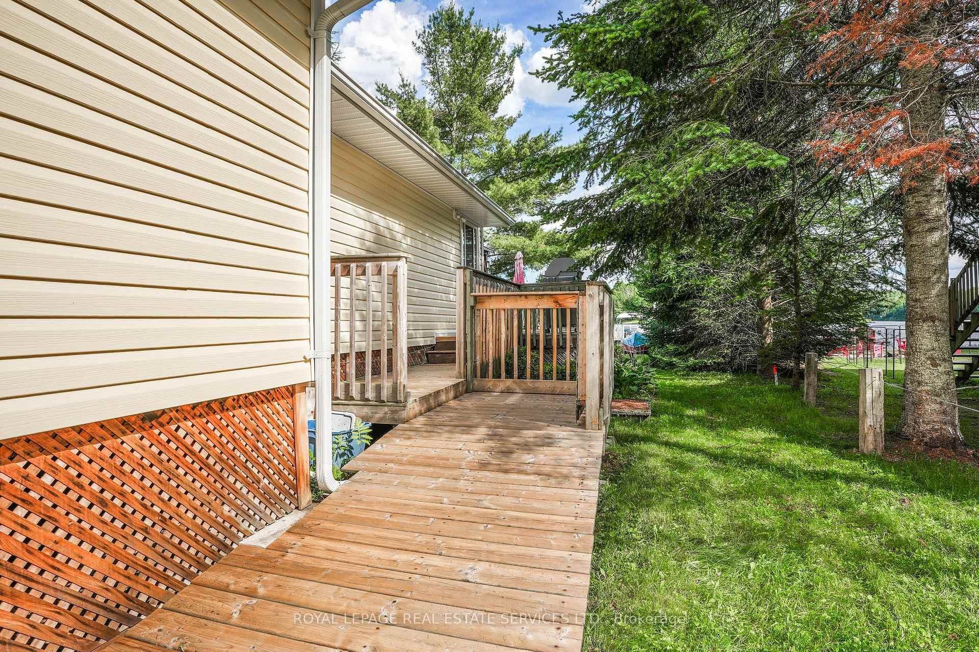 269 Siddon Lake Place photo 28