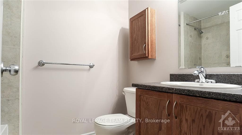 403 CHAPMAN MILLS Drive Unit A photo 16