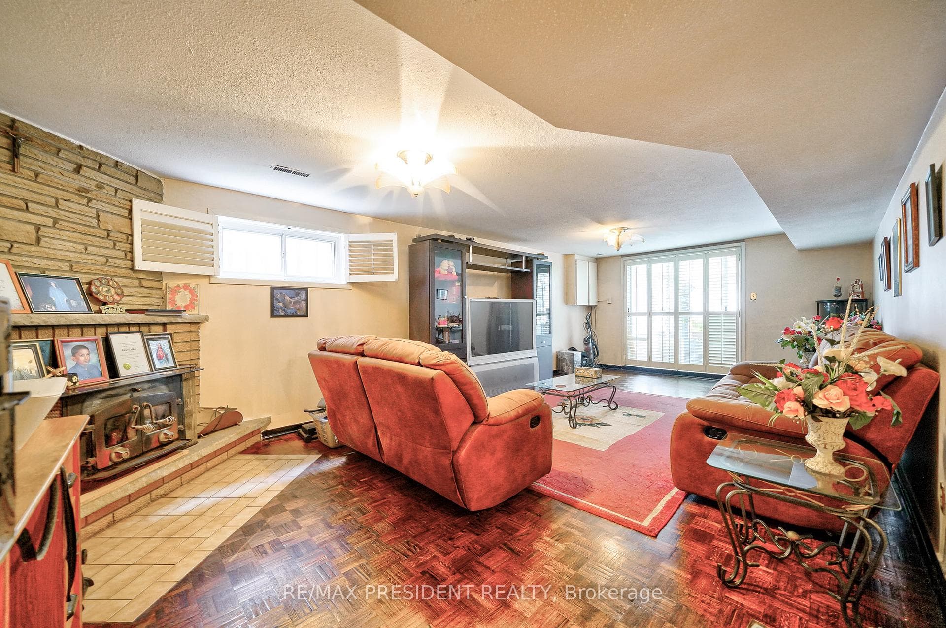 55 Maryhill Drive photo 29