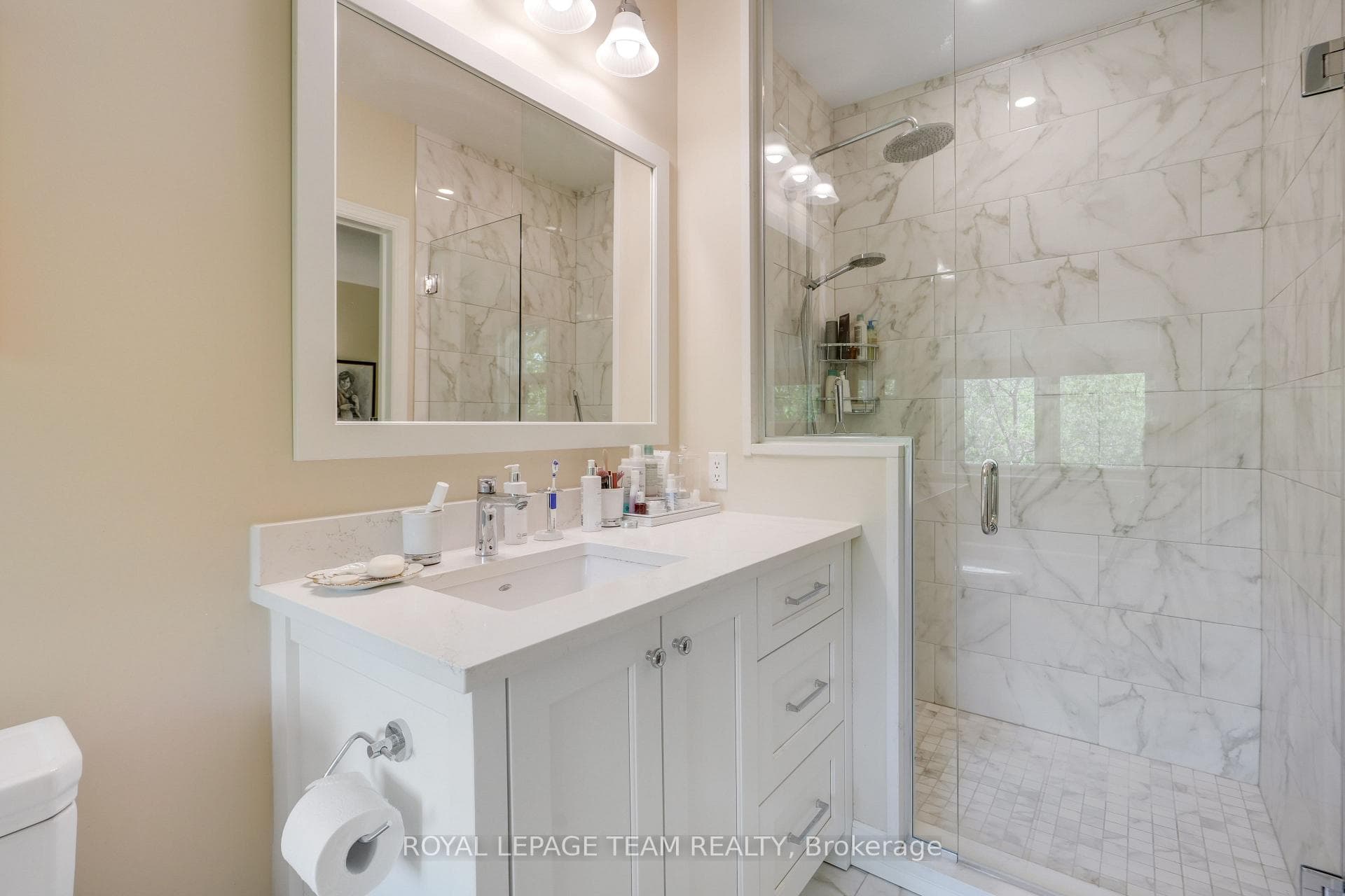 13 Oak Park Private photo 24