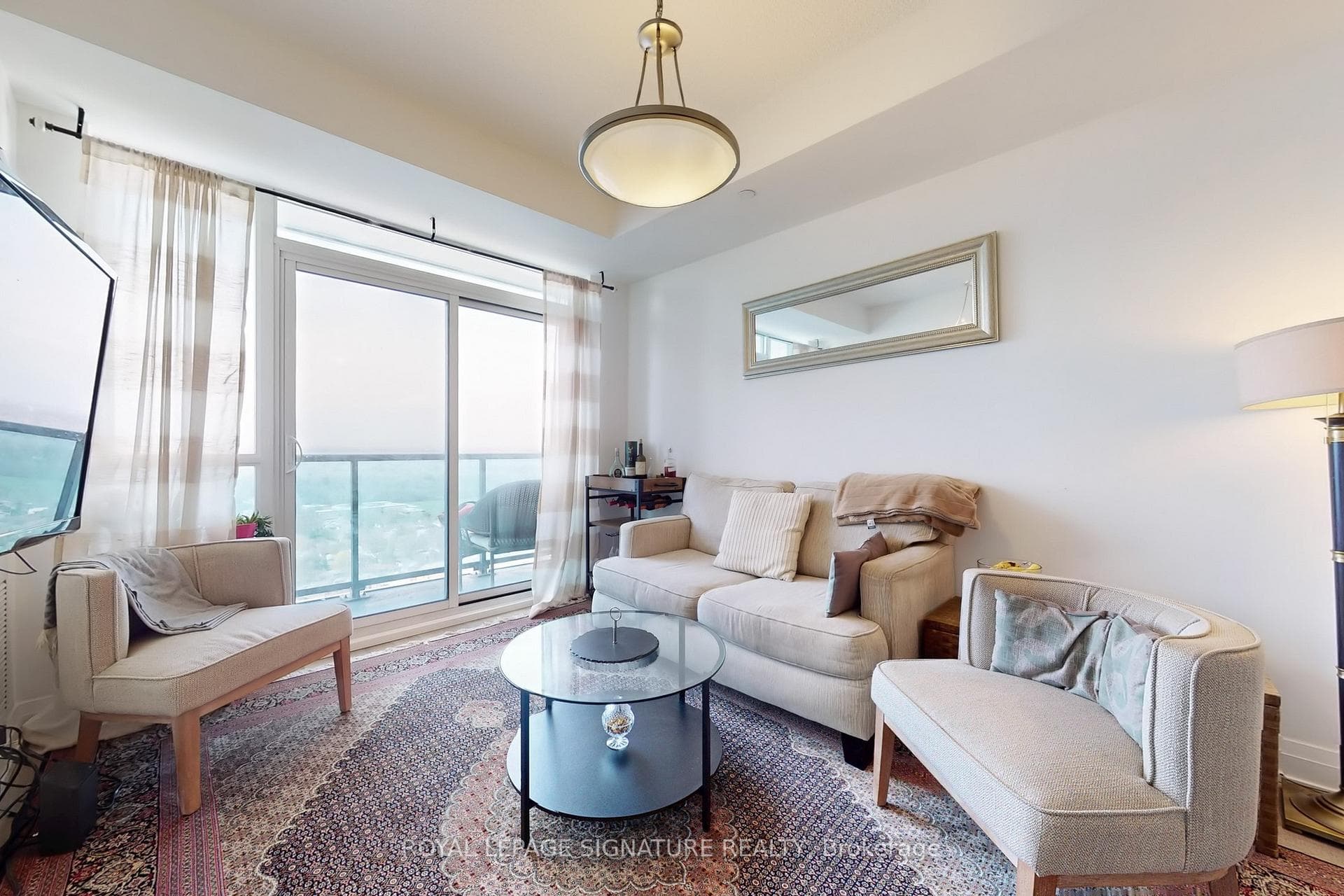 7165 Yonge Street Unit 2115 photo 13
