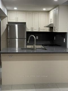 930 Silversmith Drive Unit Bsmt. photo 4