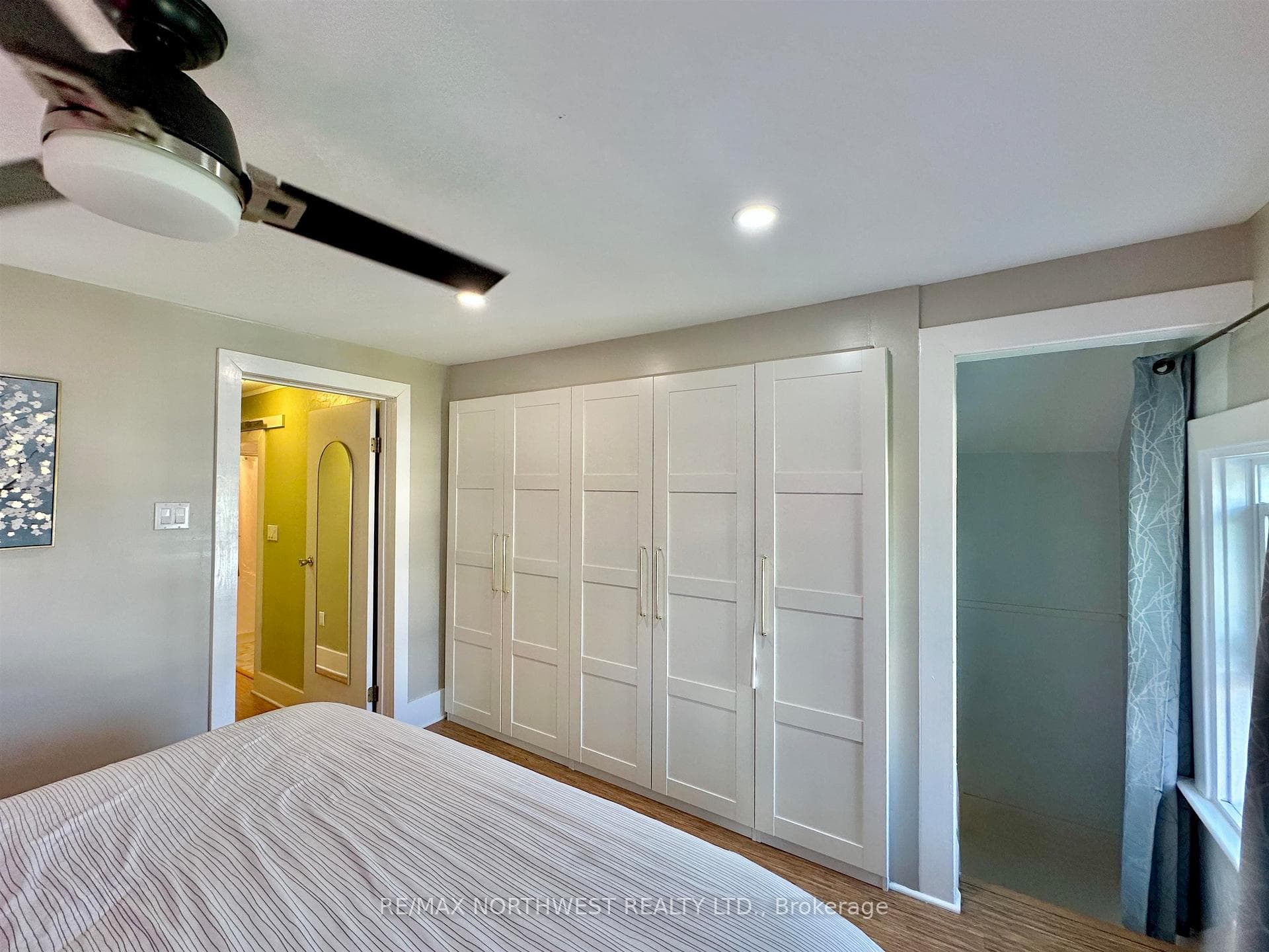444 Third Street South photo 25