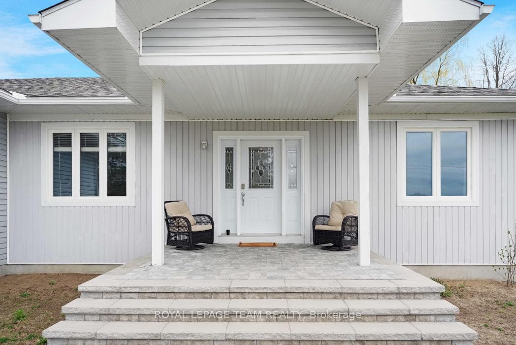 986 South Gower Drive photo 4