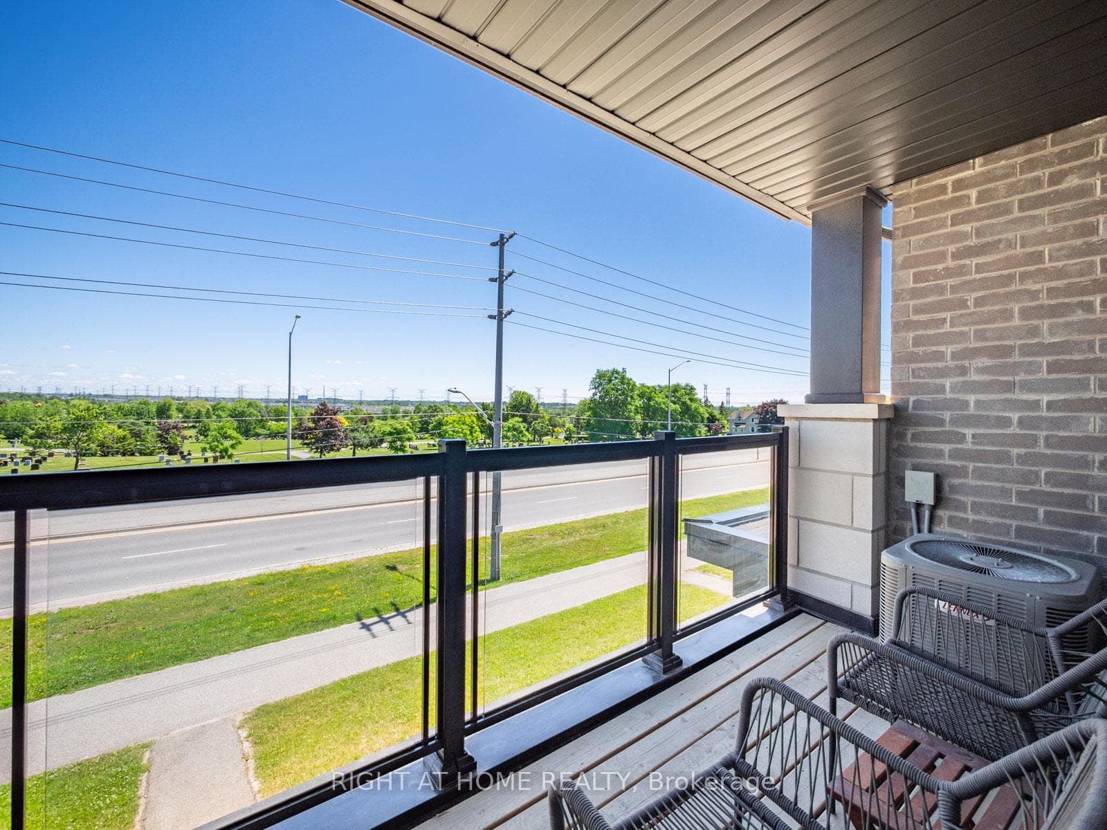 2550 Castlegate Crossing Unit 403 photo 38
