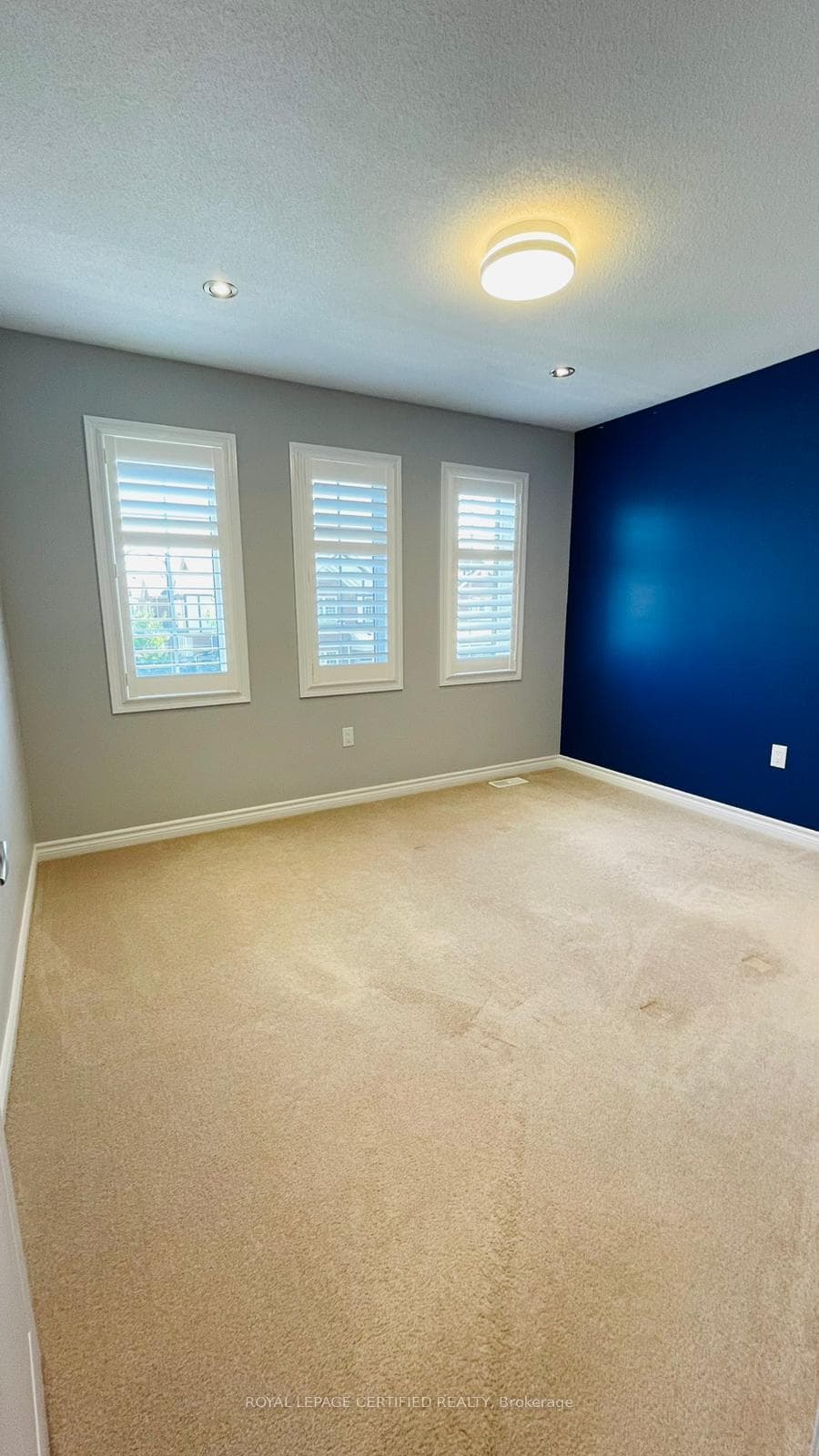 1506 Clitherow Street photo 17