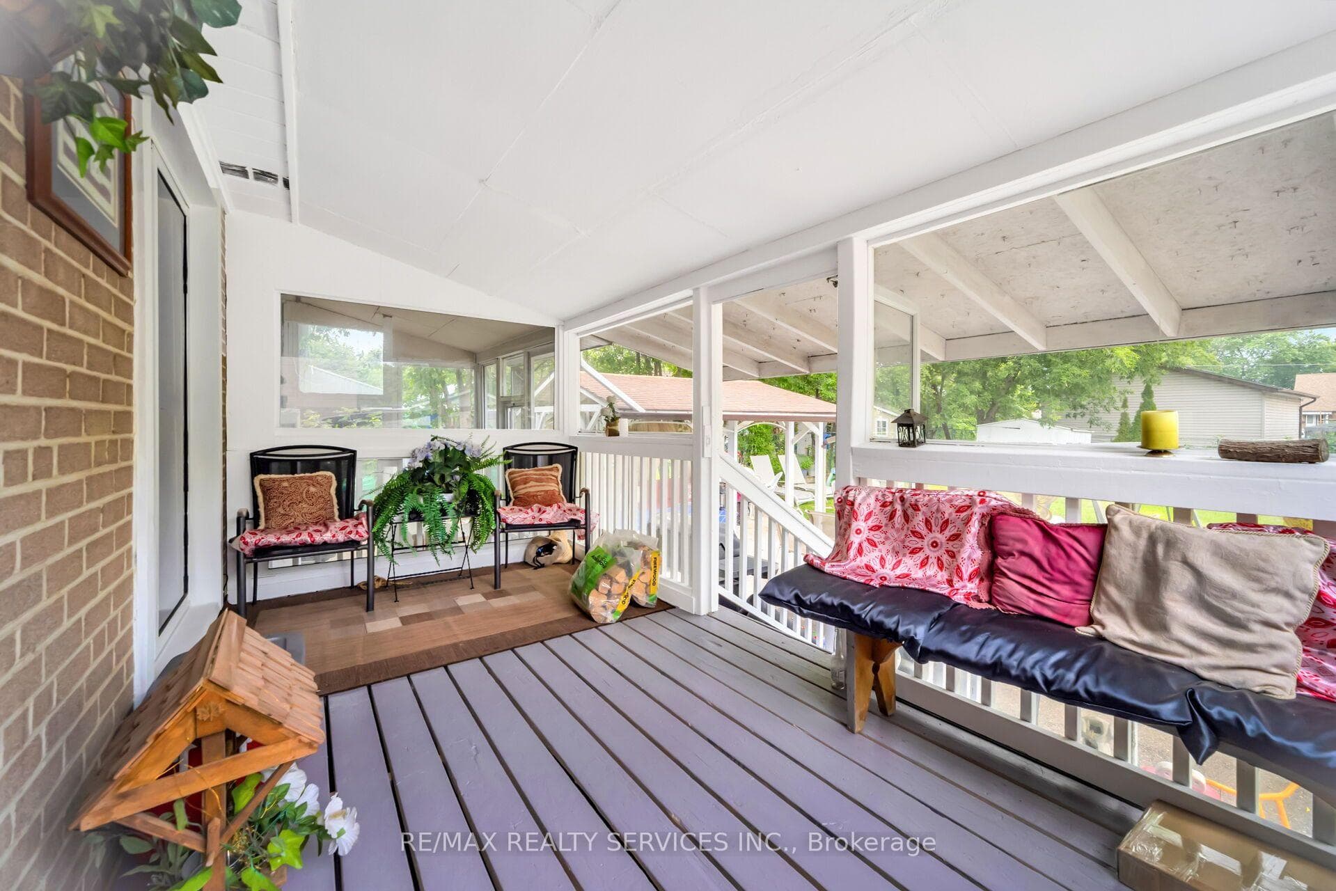 3287 Michaud Avenue photo 31