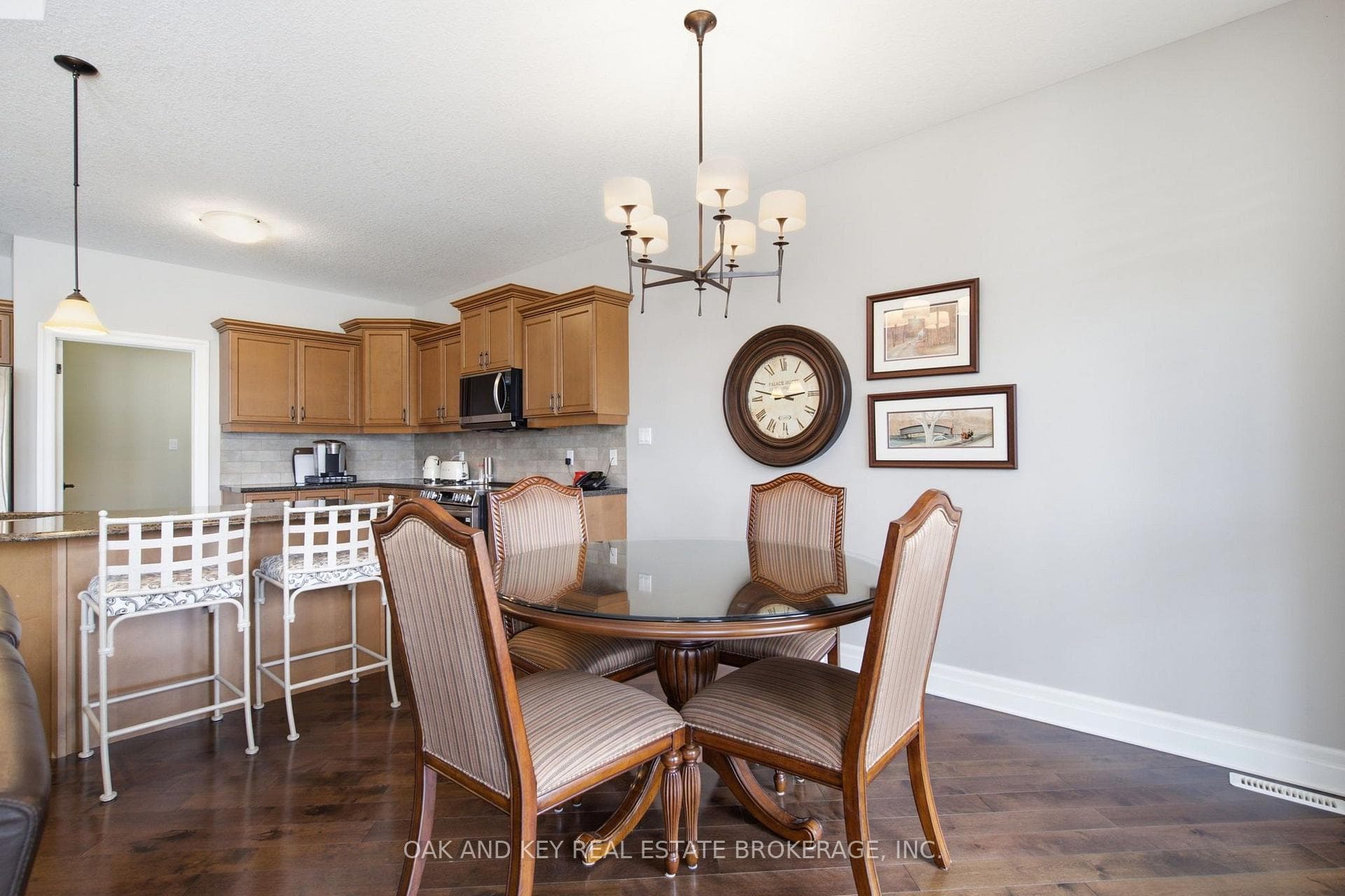 3278 Colonel Talbot Road Unit 210 photo 22