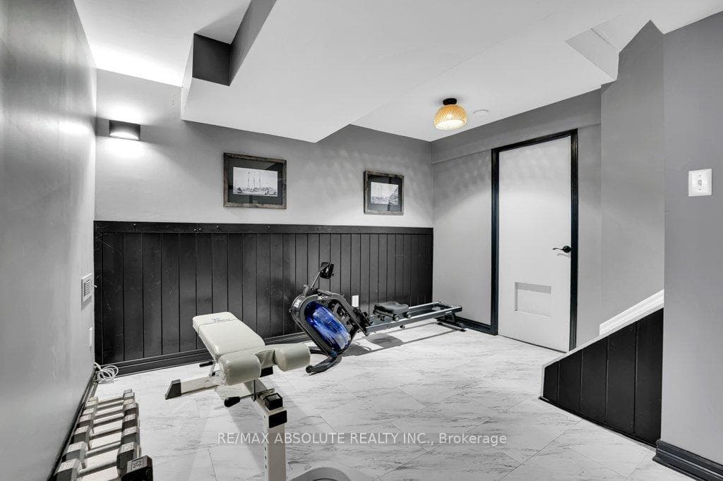 156 Tweed Crescent photo 31
