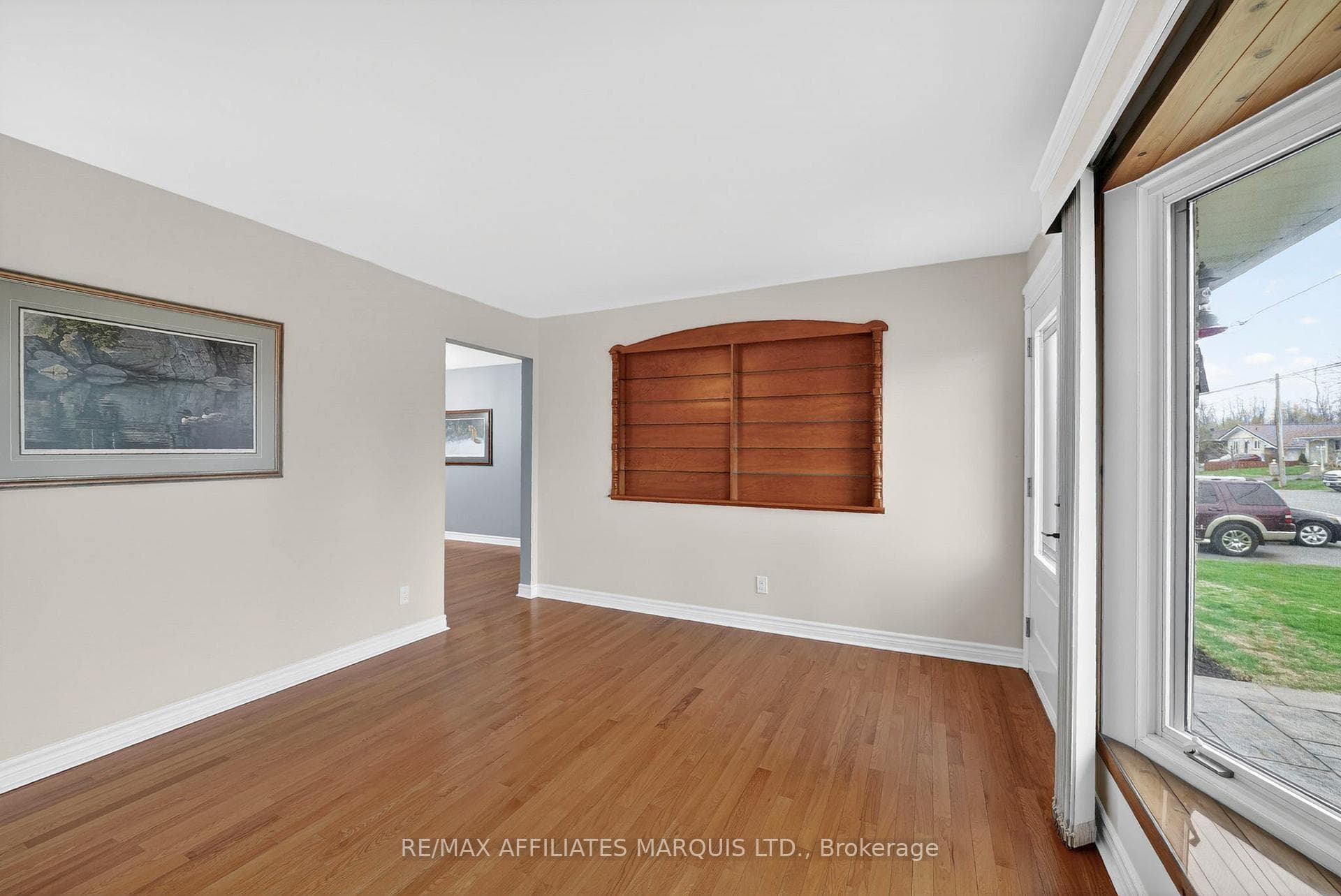 207 McKenzie Street photo 6