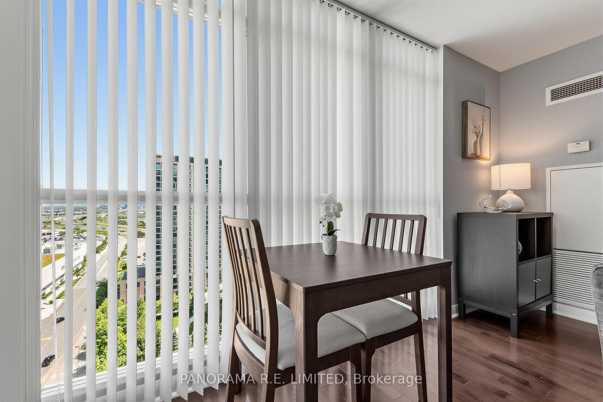 235 Sherway Gardens Road Unit 1810 photo 5