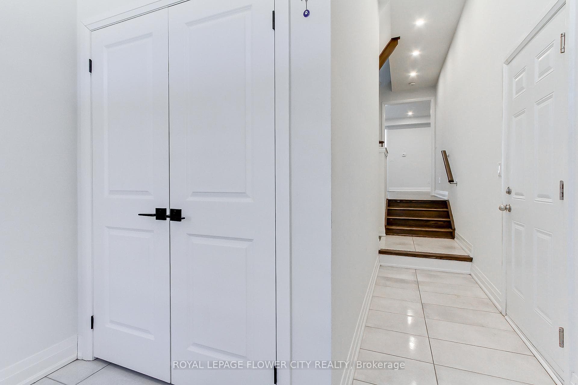 9 Dalbeattie Drive photo 7