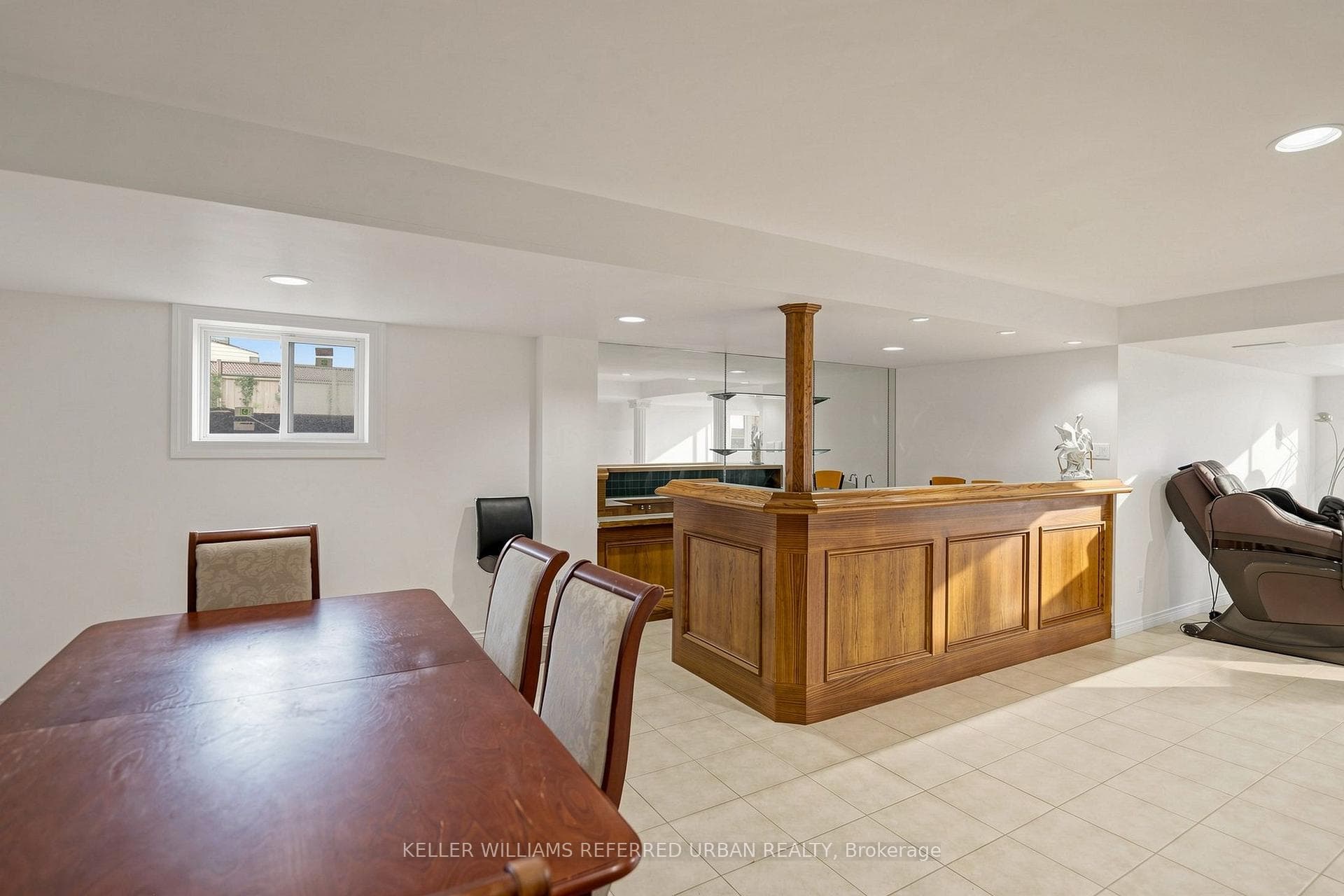 290 Empress Avenue photo 24