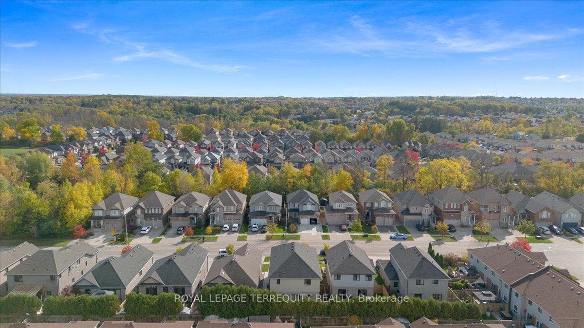 131 Maple Bush Drive photo 47