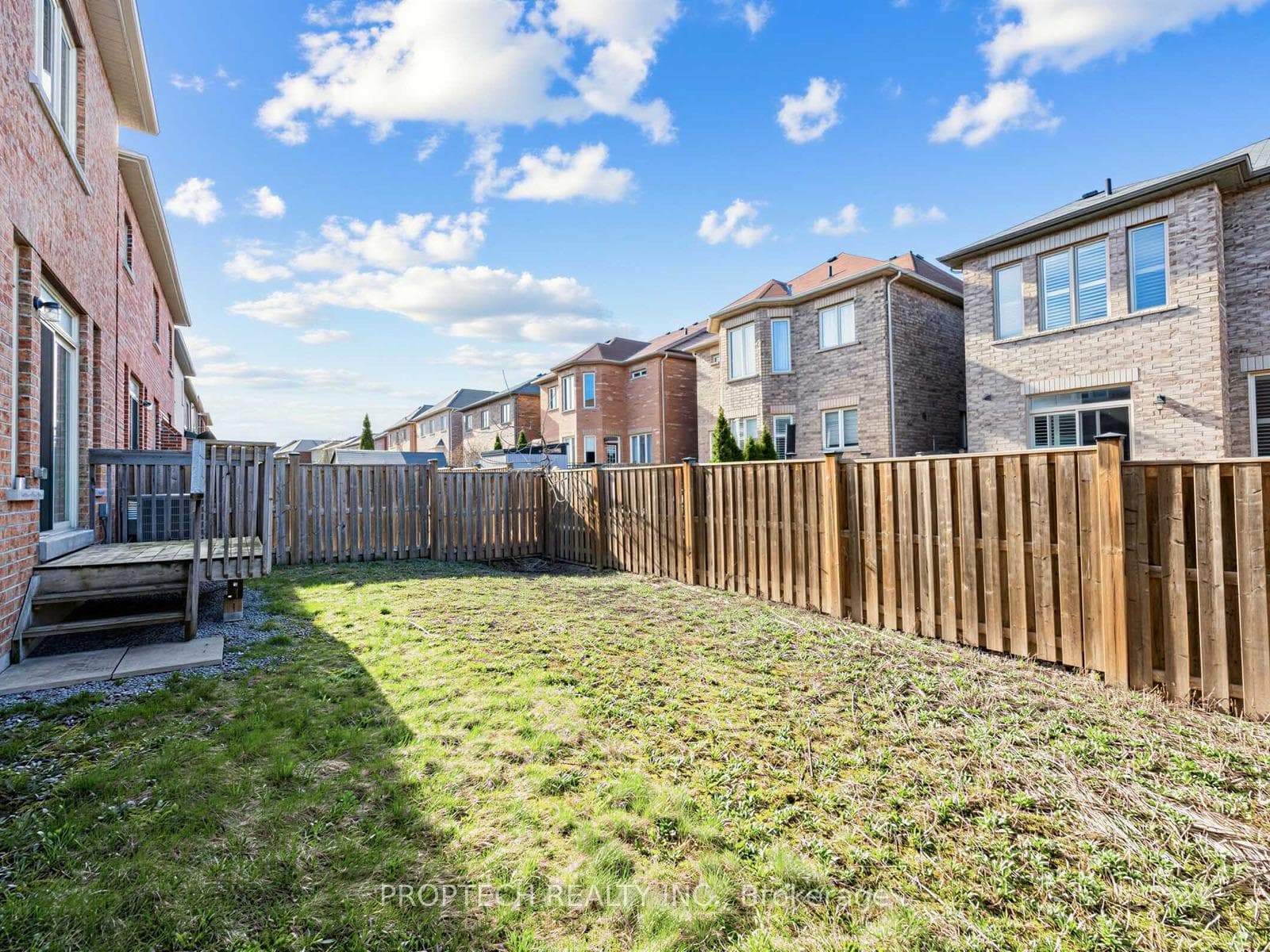 40 Bracknell Avenue photo 40