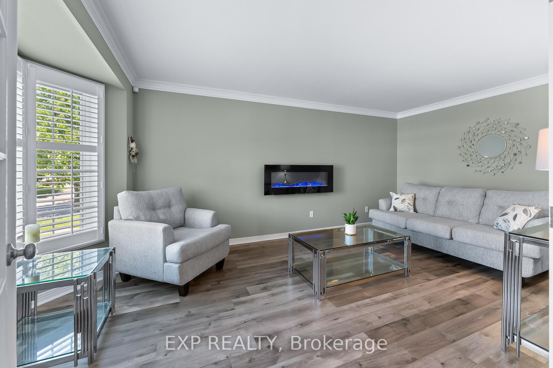 57 Goodman Crescent photo 17