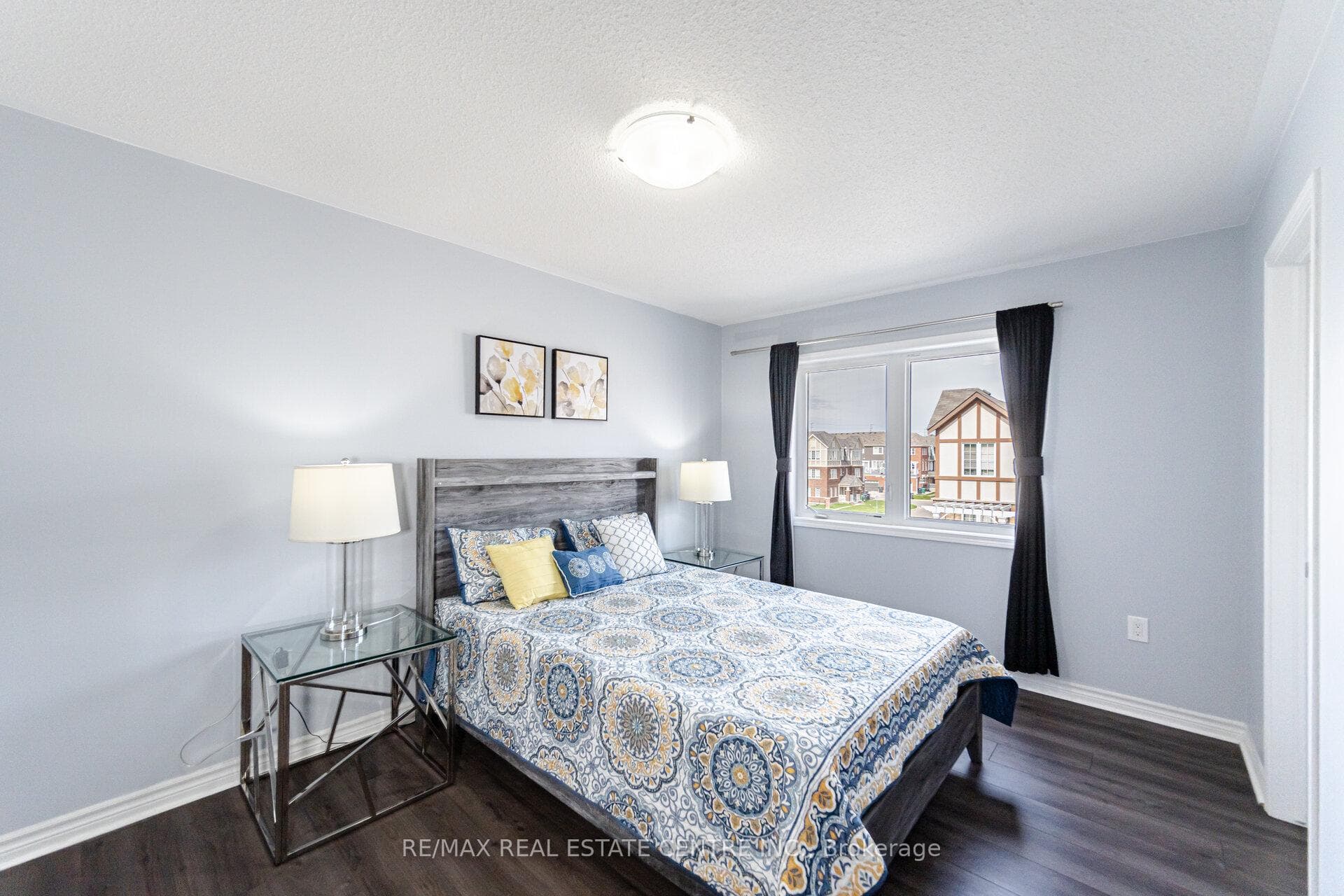 12 Metro Crescent photo 28