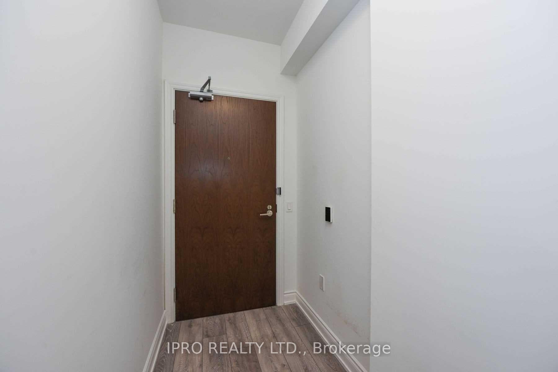 1050 Main Street Unit 223 photo 3