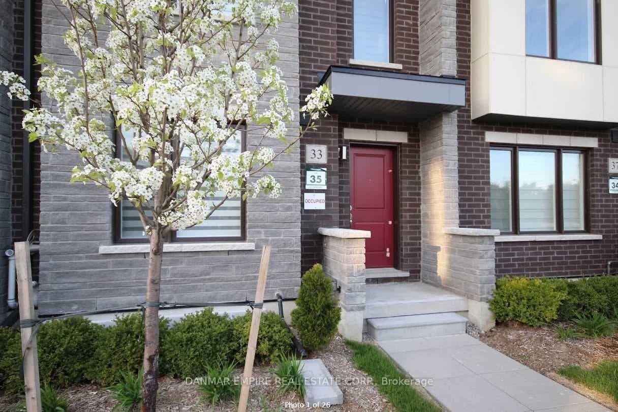 33 Cohen Way photo 1