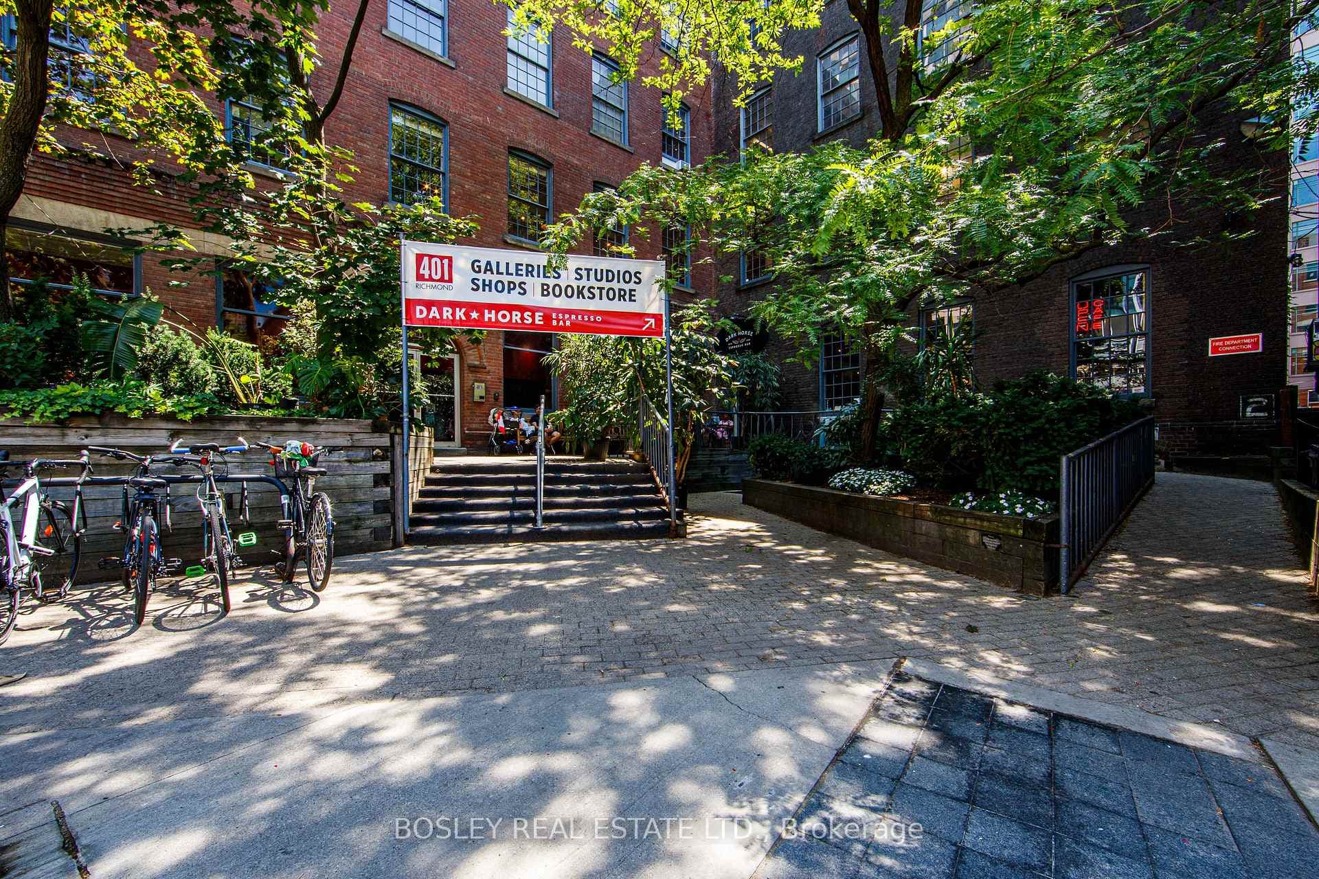 401 Richmond Street Unit 208 photo 2