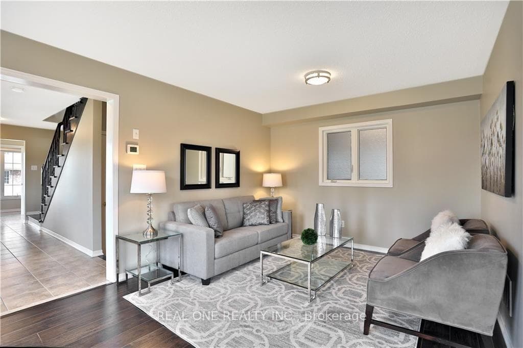 70 Mcknight Avenue photo 8