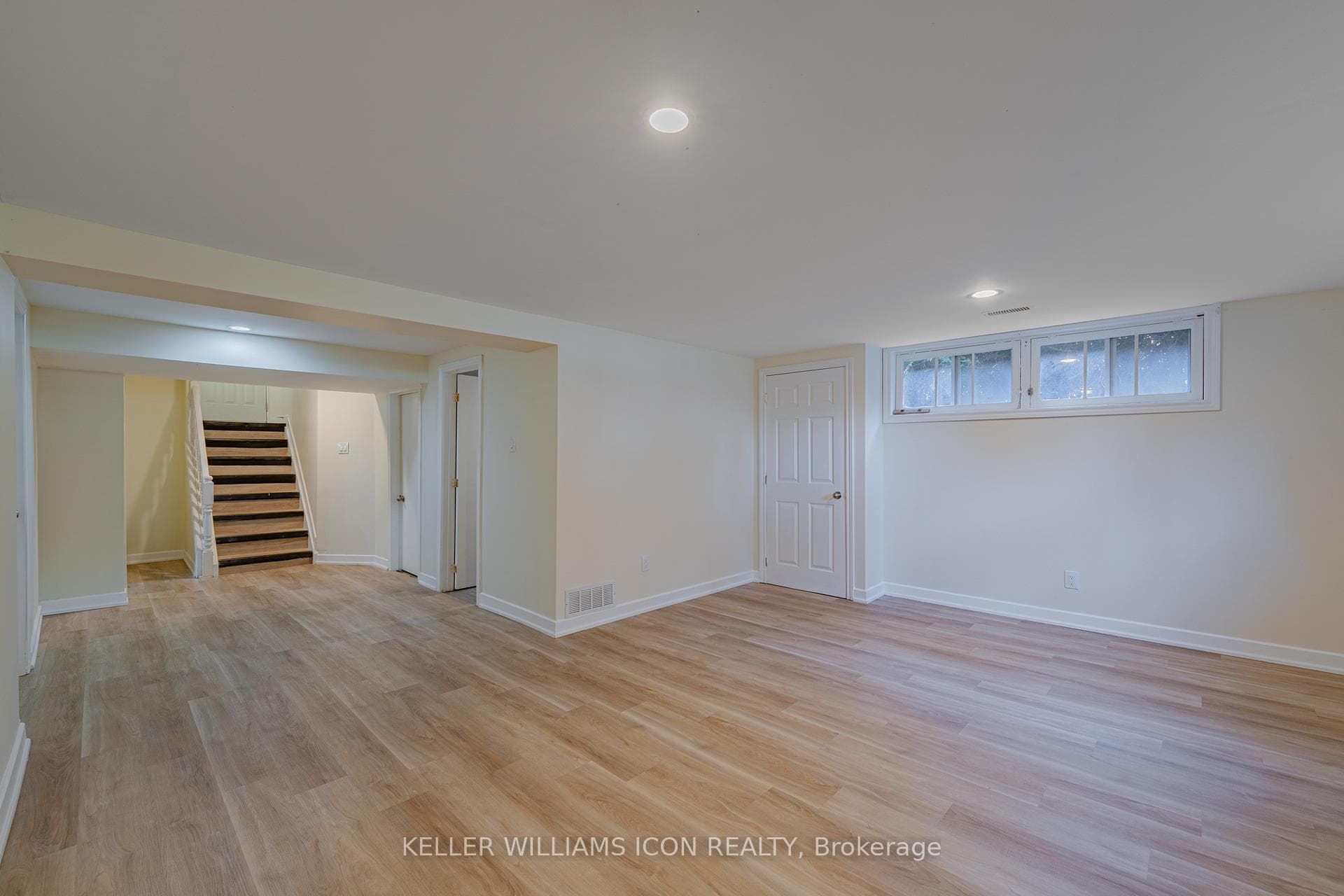 1666 Fisher Avenue photo 30