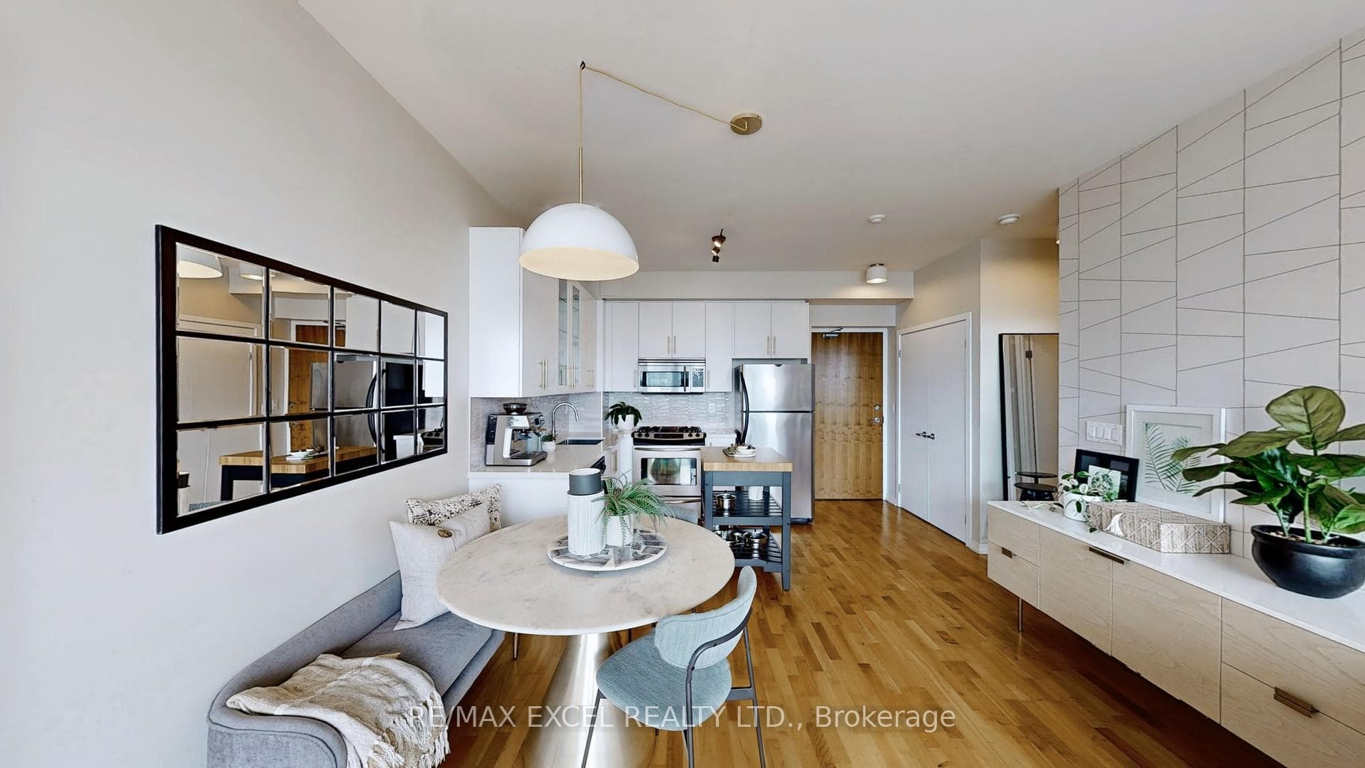33 Lombard Street Unit 2008 photo 8