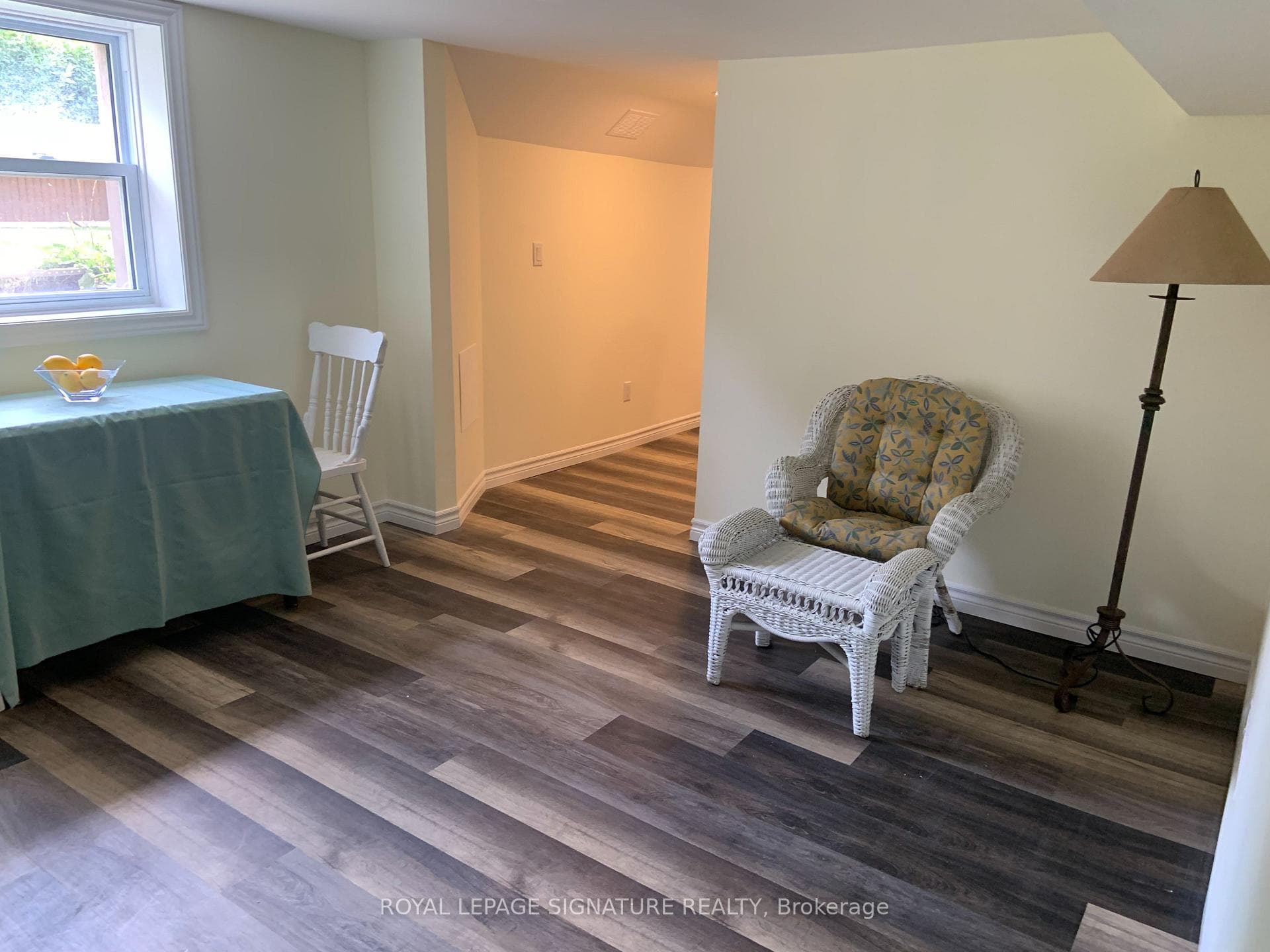 303 James Street photo 9