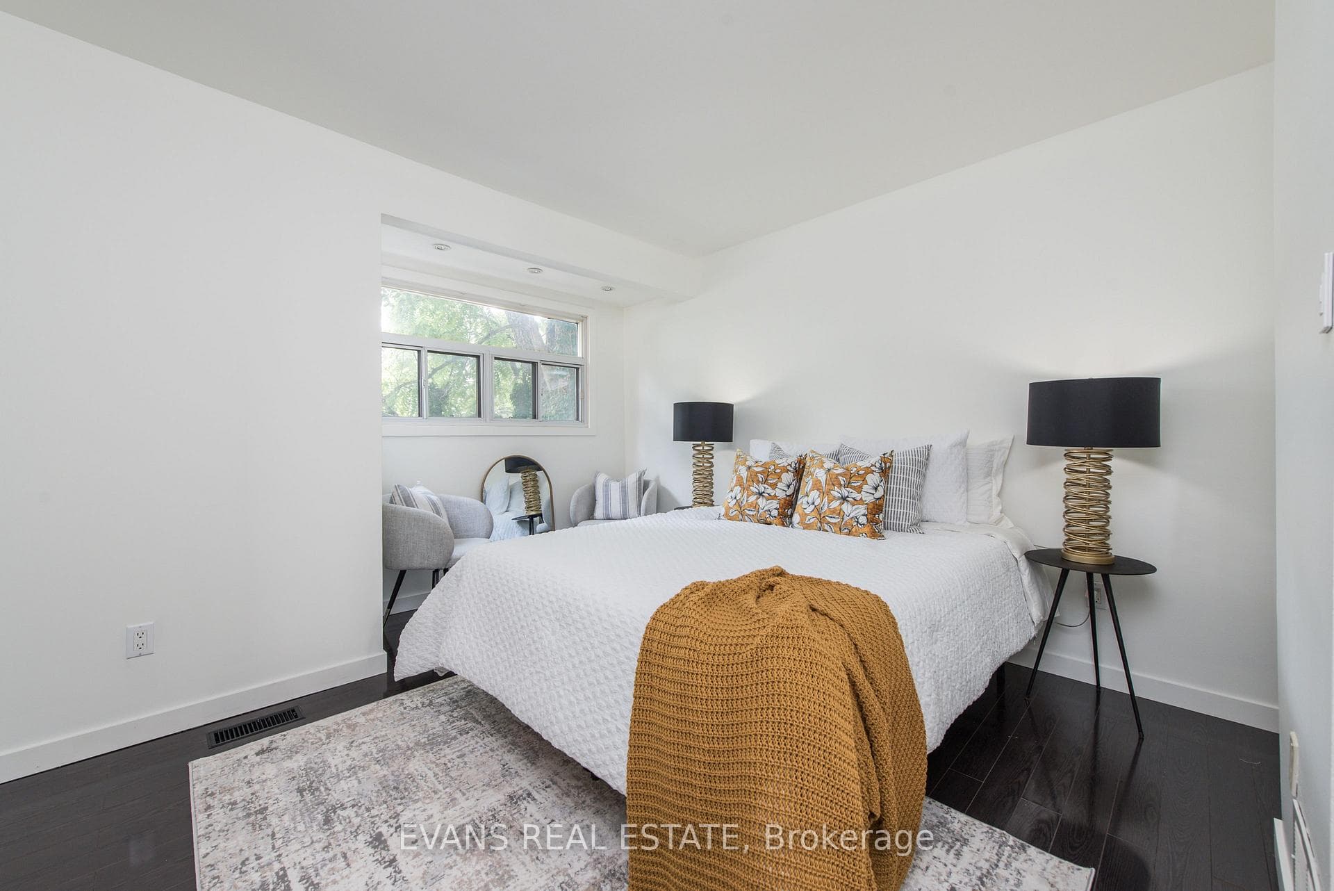19 - 24 Reid Dr