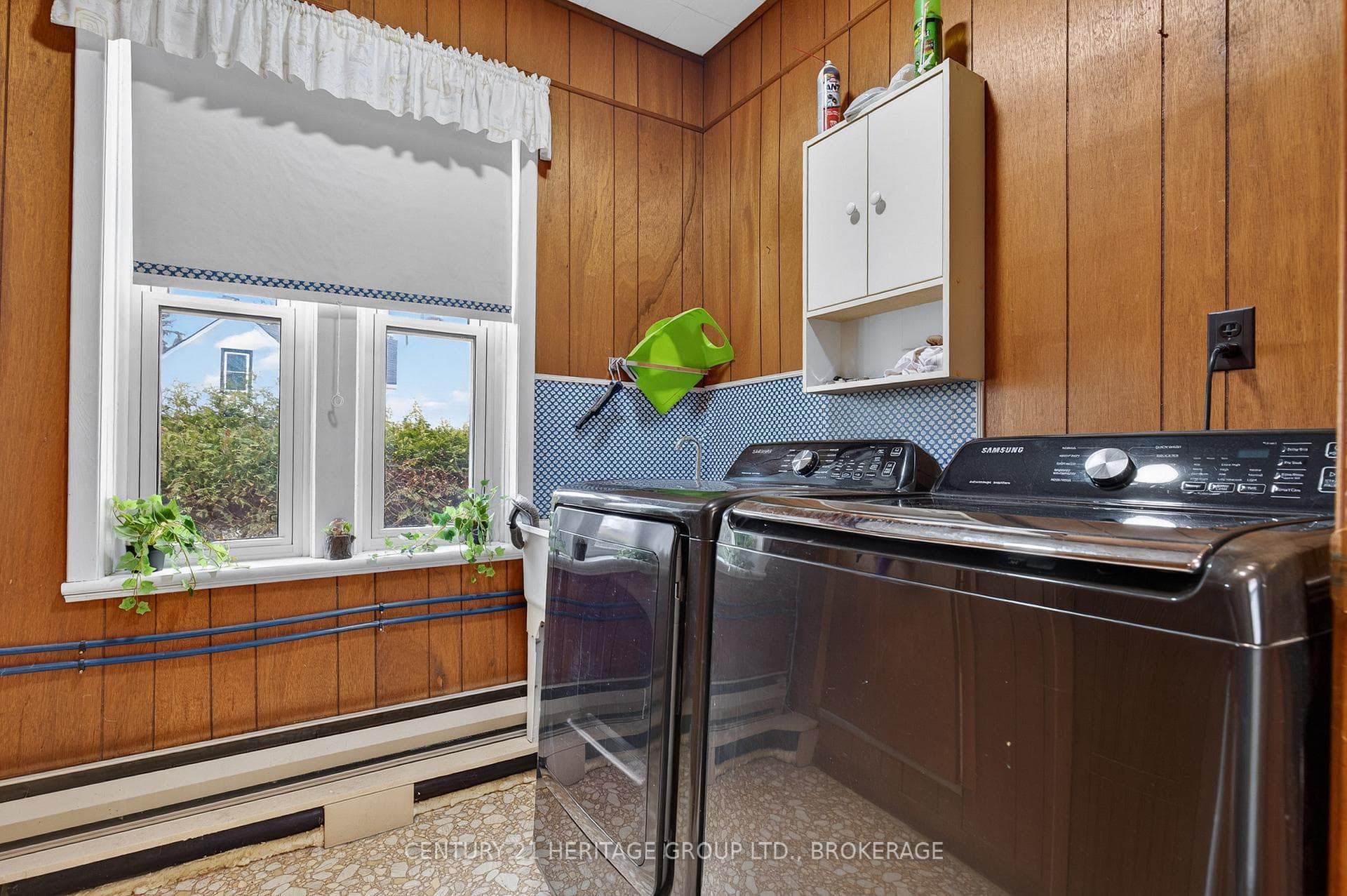 4 Gilbert Street photo 16
