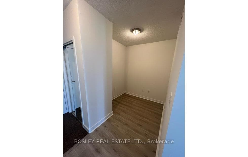 10 Navy Wharf Court Unit 2502 photo 16