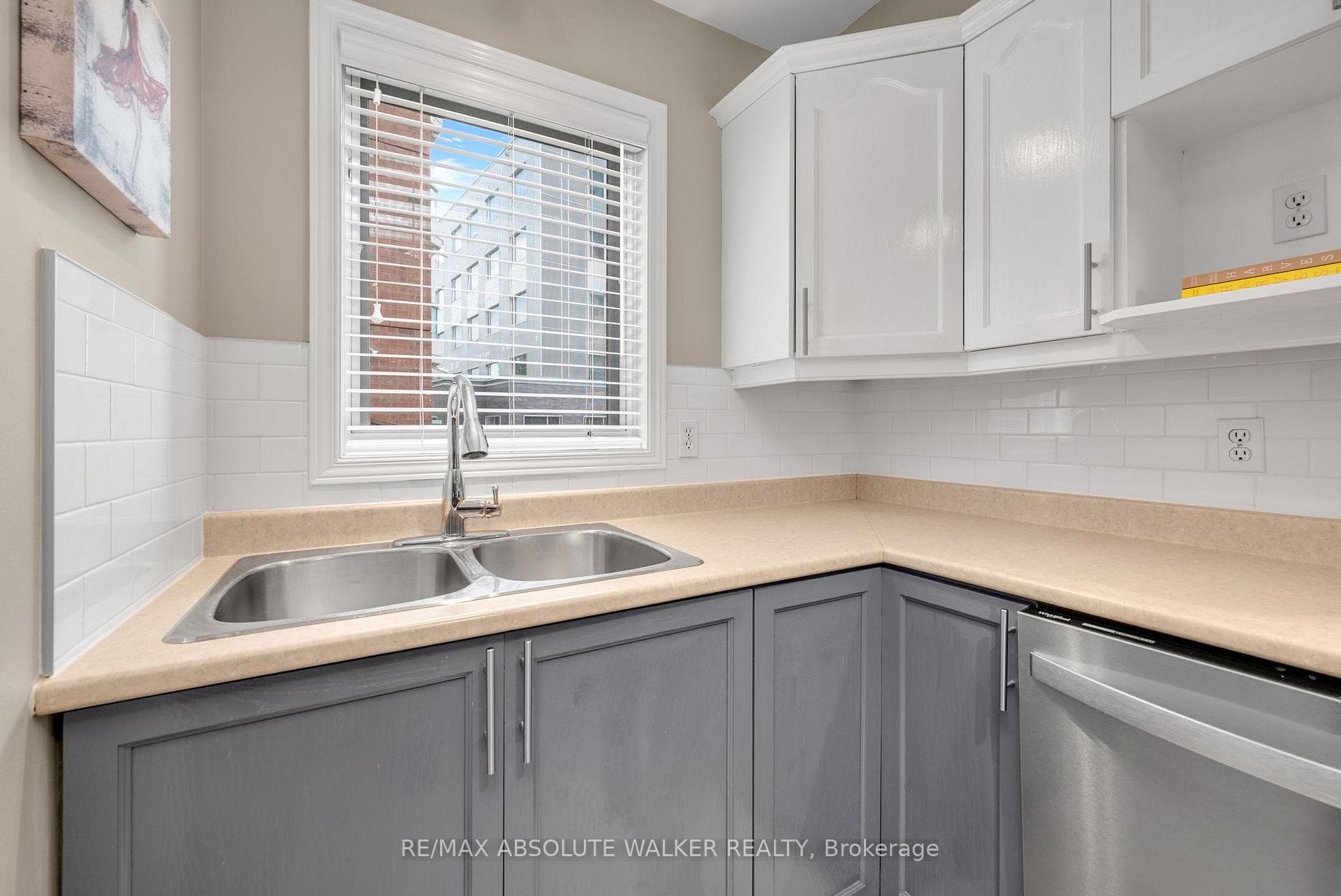 395 Bell Street Unit 9 photo 12