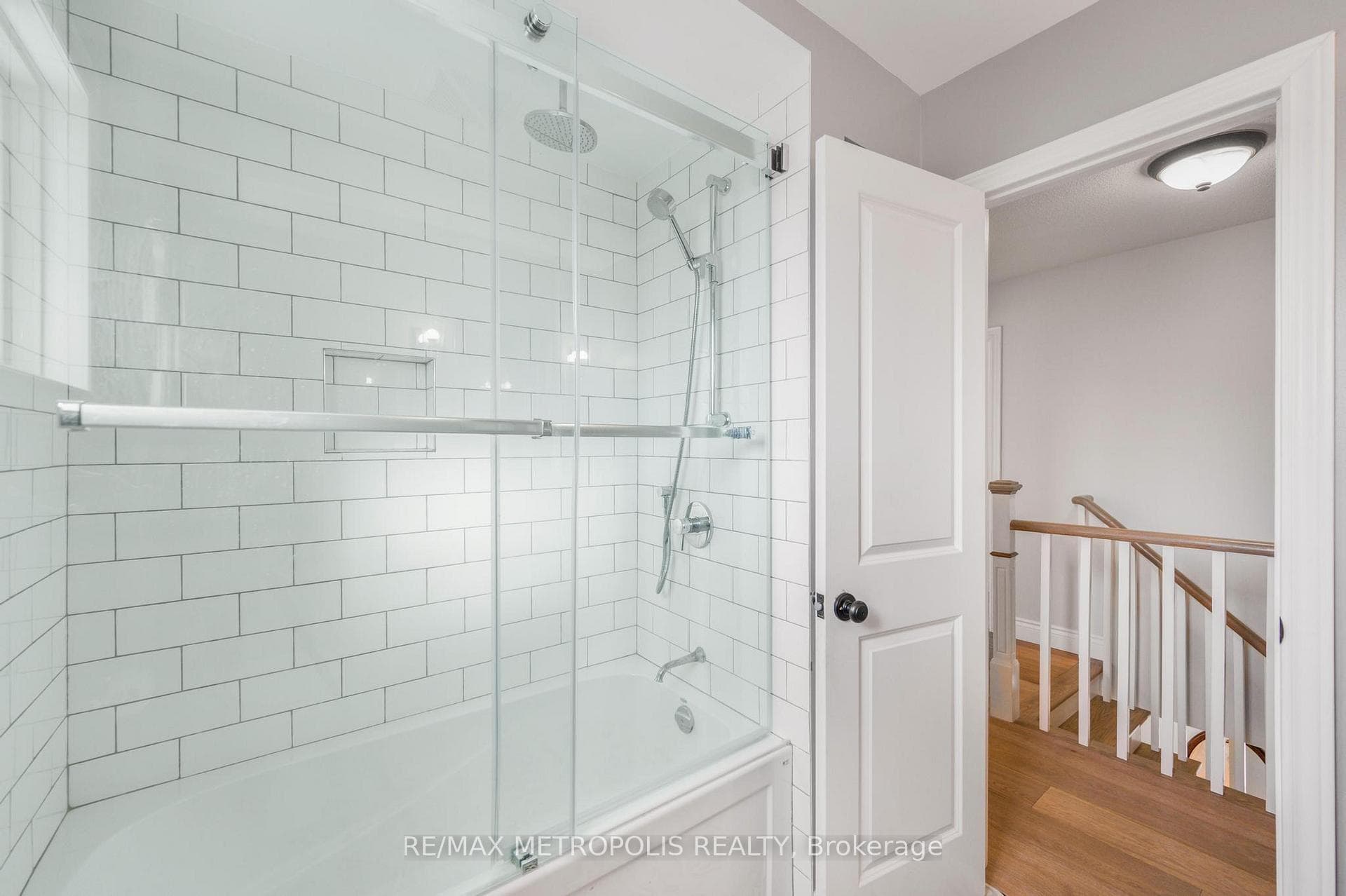 57 Calder Crescent Unit UPPER photo 17