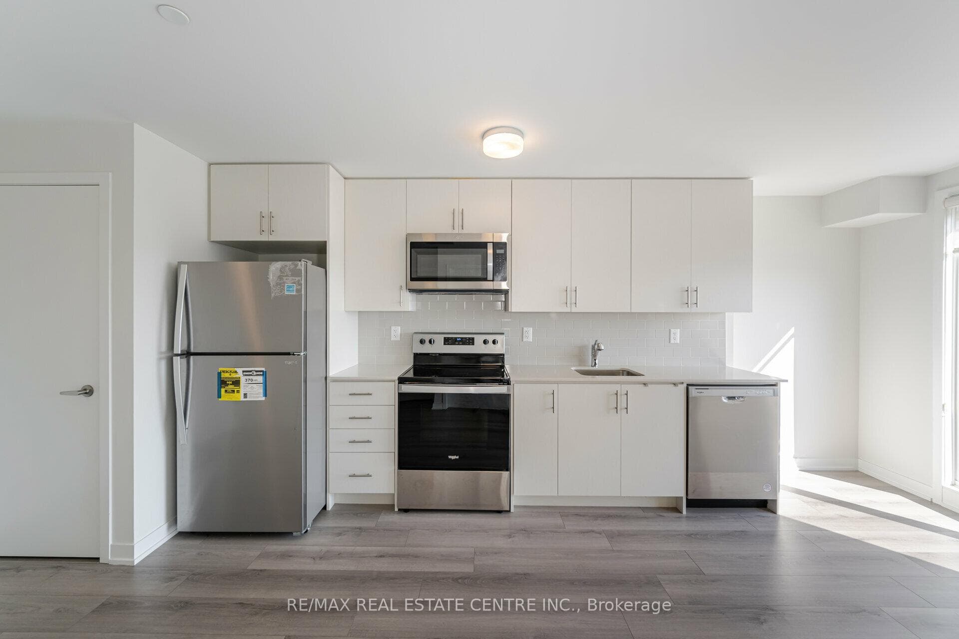 3401 Ridgeway Drive Unit 413 photo 7