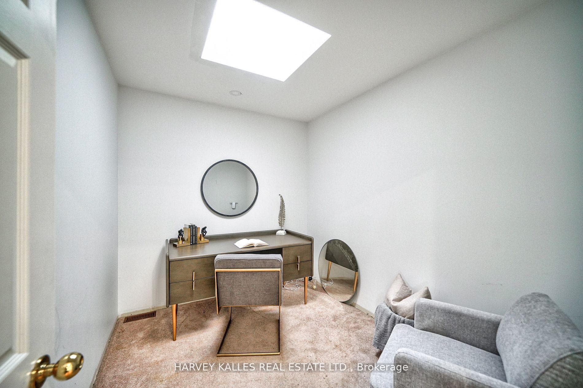 341 Glengarry Avenue photo 21