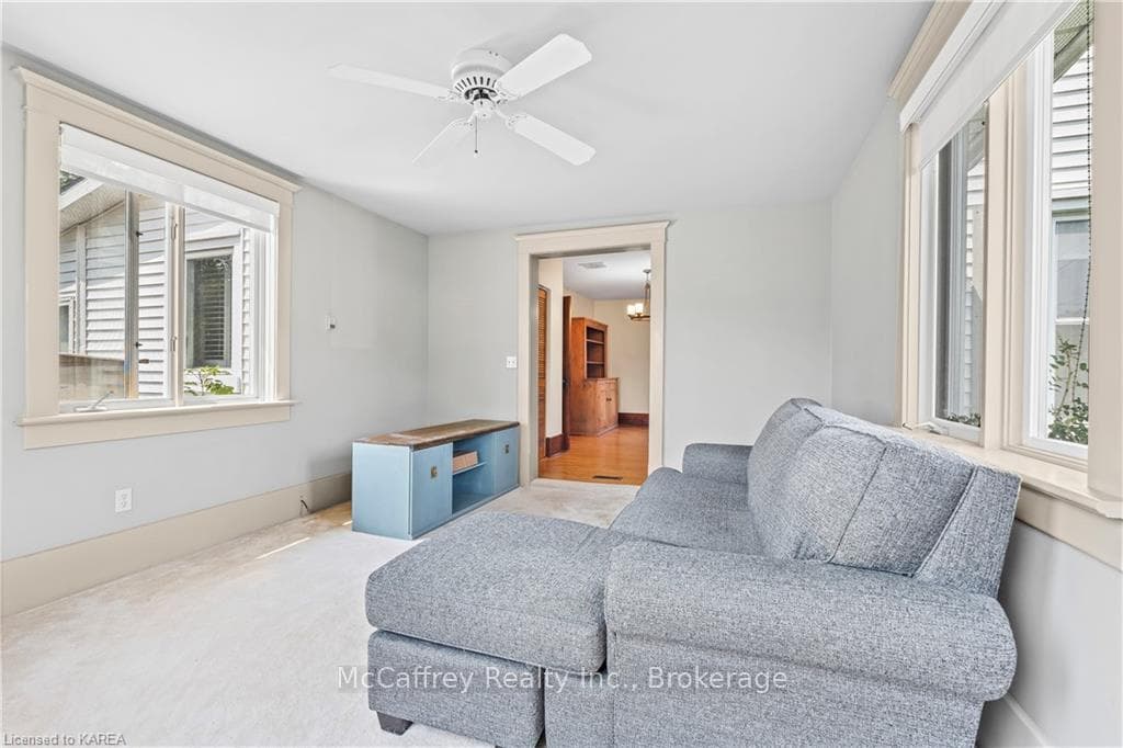 42 RICHARD Street photo 15