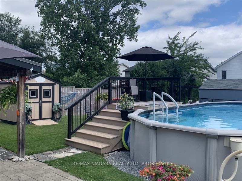 858 Canada Drive photo 46