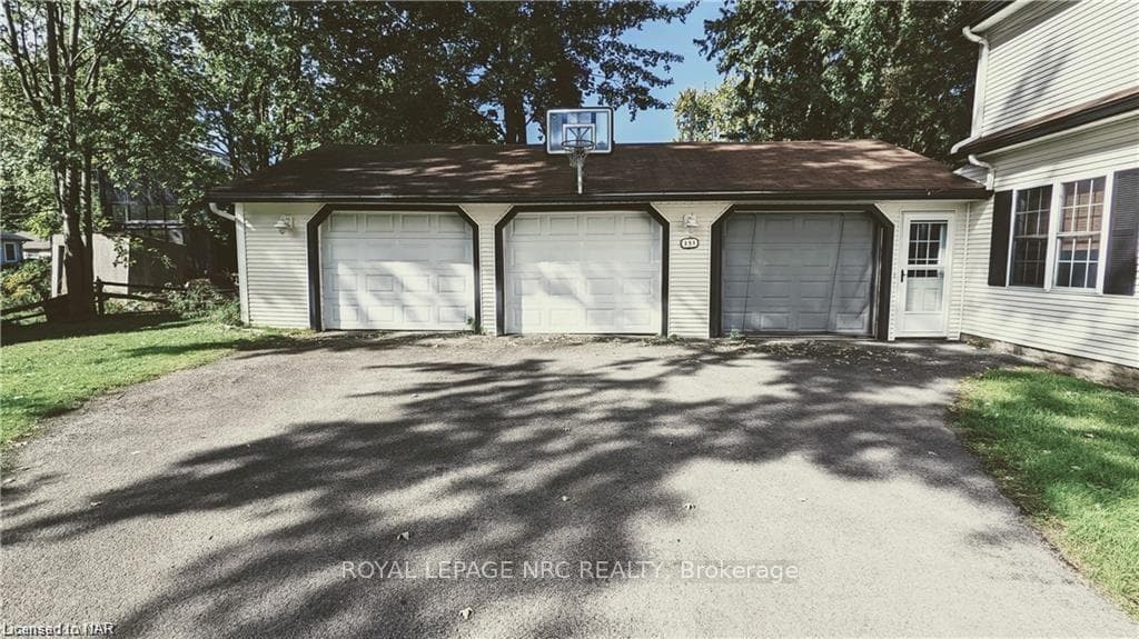 351 EASTWOOD Avenue photo 3