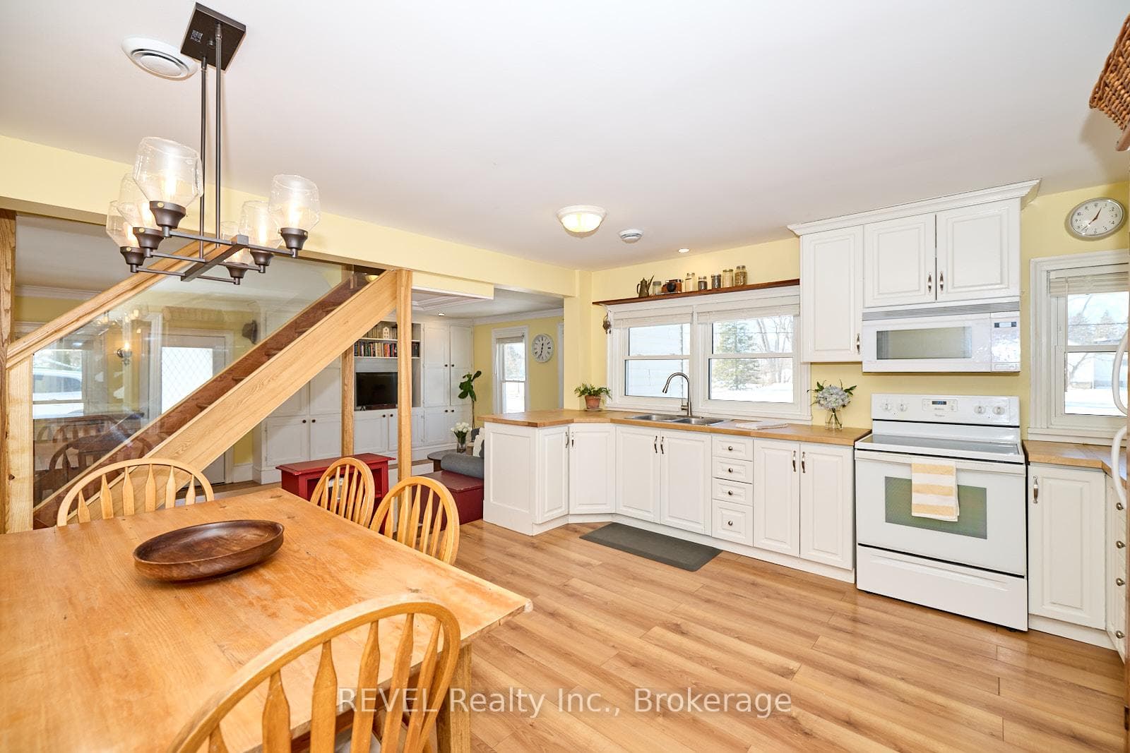 1819 Balfour Street photo 18