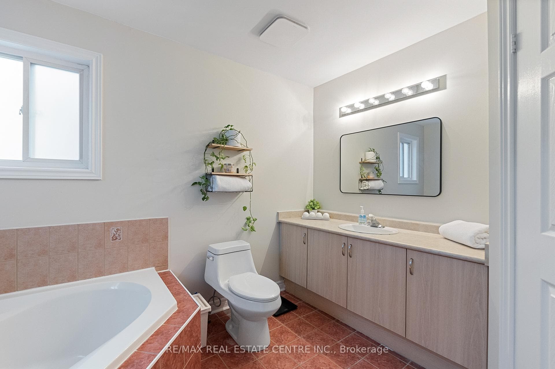 3878 Freeman Terrace photo 23
