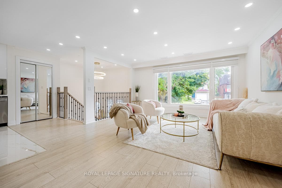 12 Chipwood Crescent photo 8